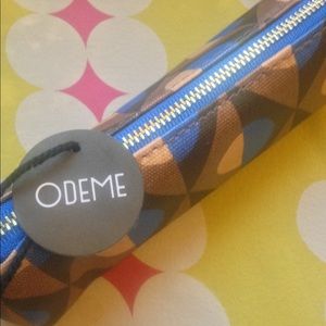 Odeme accessory zip pouch NWT